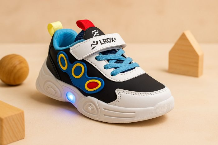 KID'S SHOES - Image 1