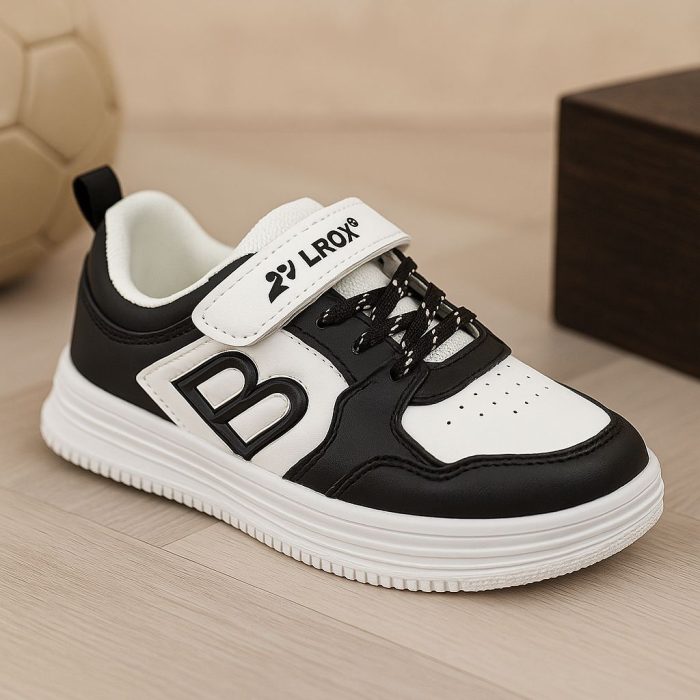 KID'S SHOES - Image 1