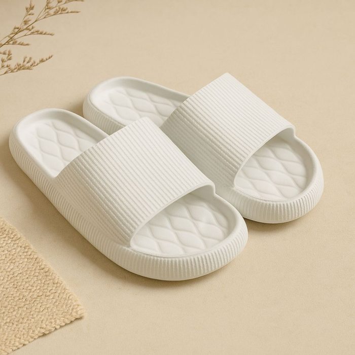 MEN'S SLIPPER - Image 1