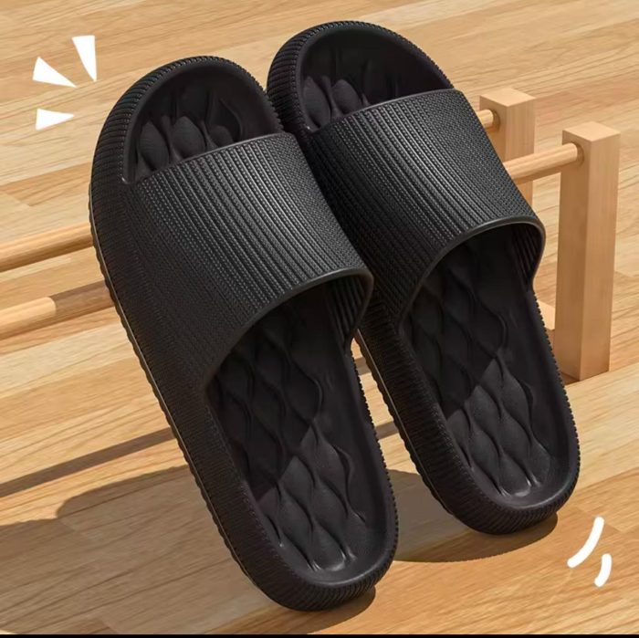 MEN'S SLIPPER - Image 1