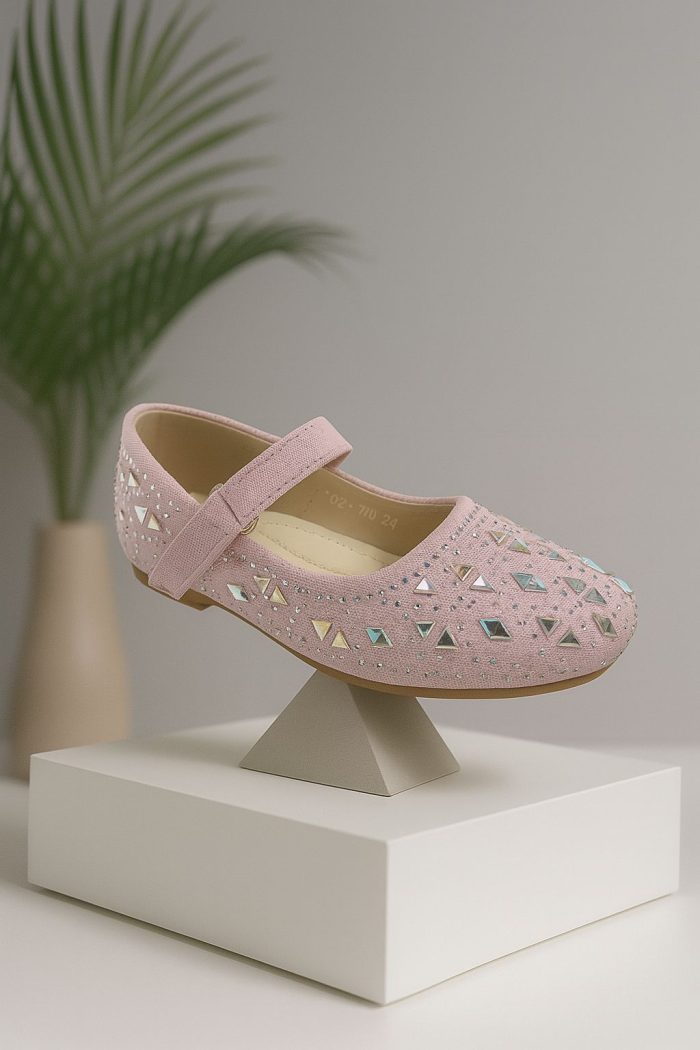 Kid's Shoes - Image 1