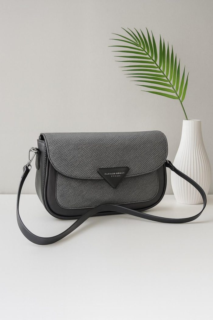 Ladies Handbag - Image 1