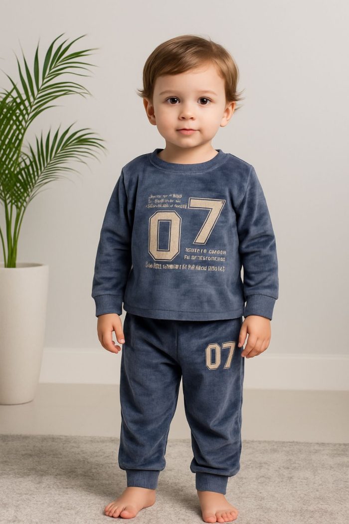 Boy's 2 pc Set - Image 1