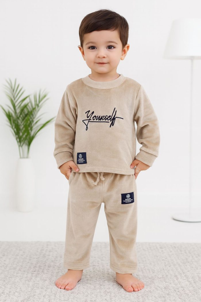 Boy's 2 pc Set - Image 1